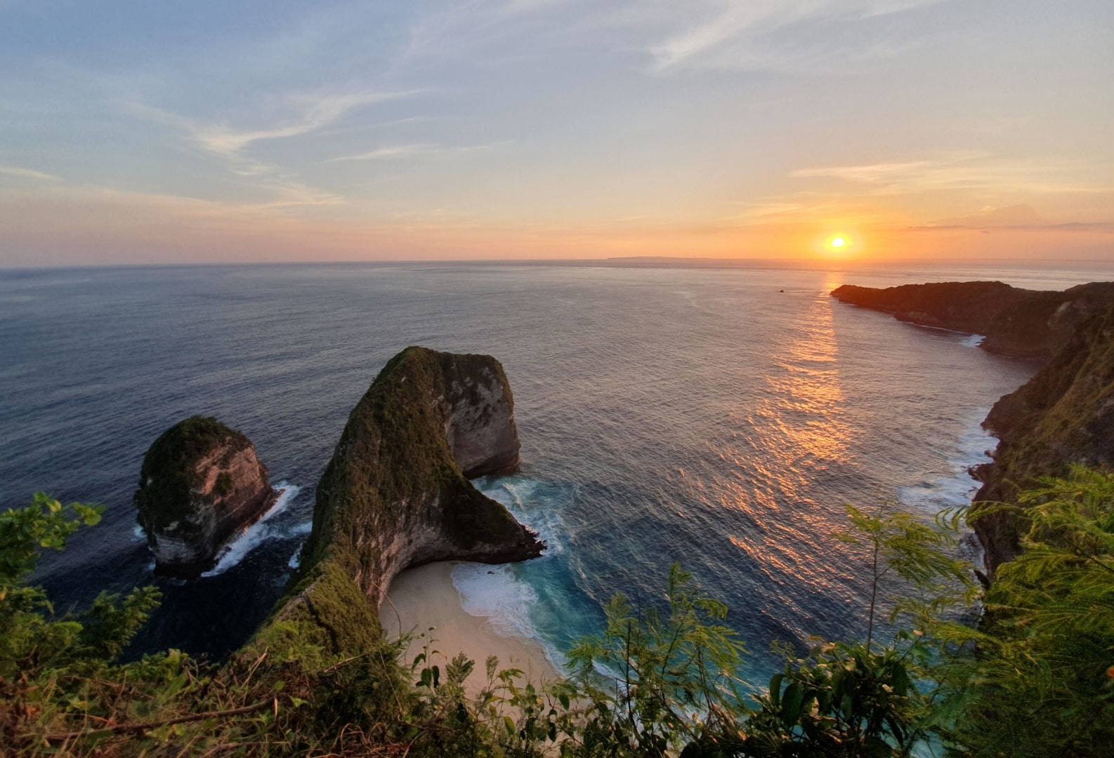 Sunset at Kelingking Beach