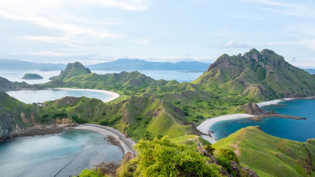 padar island - labuan bajo